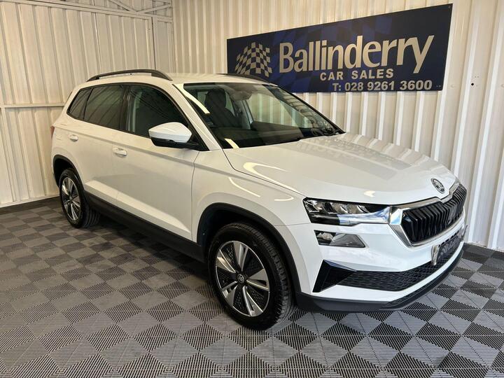 Skoda Karoq 1.0 TSI SE Drive Euro 6 (s/s) 5dr Skoda Karoq 1.0 TSI SE Drive Euro 6 (s/s) 5dr
