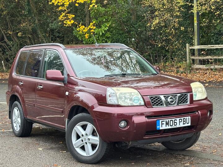 Nissan X-Trail 2.5 SVE 5dr