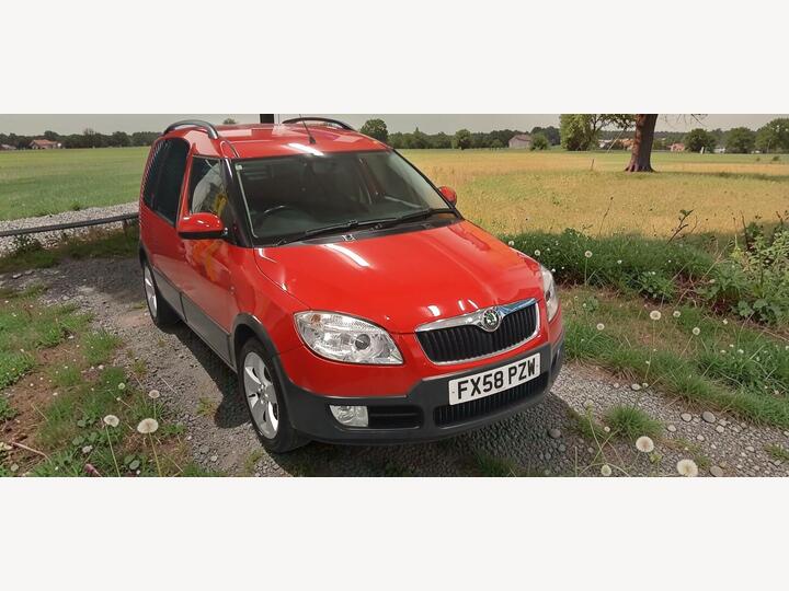 Skoda Roomster 1.6 16V Scout Tiptronic 5dr