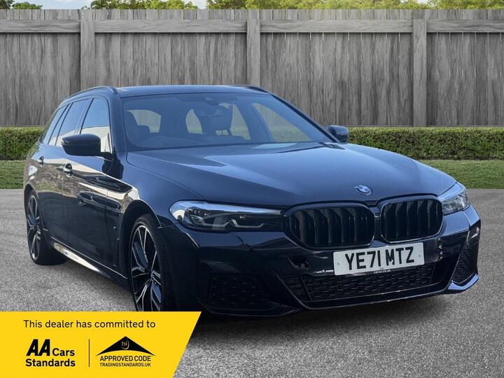 BMW 5 Series 2.0 520d MHT M Sport Touring Steptronic Euro 6 (s/s) 5dr BMW 5 Series 2.0 520d MHT M Sport Touring Steptronic Euro 6 (s/s) 5dr