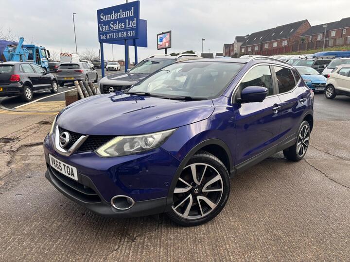 Nissan Qashqai 1.5 DCi Tekna 2WD Euro 6 (s/s) 5dr Nissan Qashqai 1.5 DCi Tekna 2WD Euro 6 (s/s) 5dr