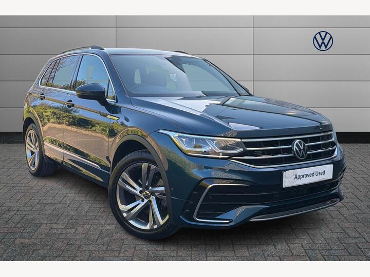 Volkswagen Tiguan 2.0 TDI R-Line Edition DSG Euro 6 (s/s) 5dr Volkswagen Tiguan 2.0 TDI R-Line Edition DSG Euro 6 (s/s) 5dr