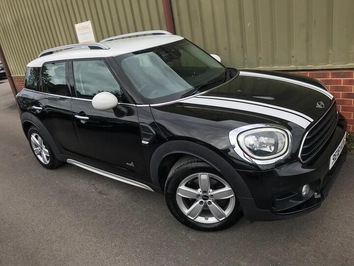 MINI Countryman 1.5 Cooper ALL4 Euro 6 (s/s) 5dr MINI Countryman 1.5 Cooper ALL4 Euro 6 (s/s) 5dr