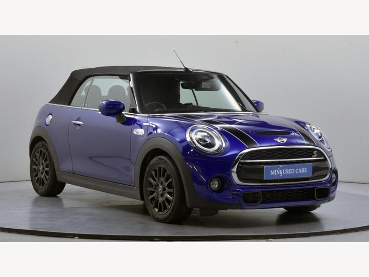 MINI Convertible 2.0 Cooper S Classic Euro 6 (s/s) 2dr MINI Convertible 2.0 Cooper S Classic Euro 6 (s/s) 2dr