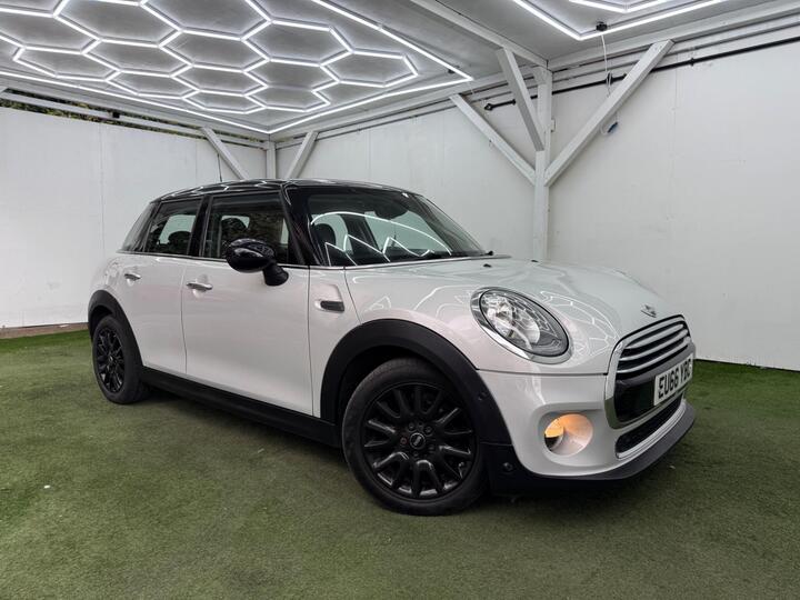MINI Hatch 1.5 Cooper Auto Euro 6 (s/s) 5dr