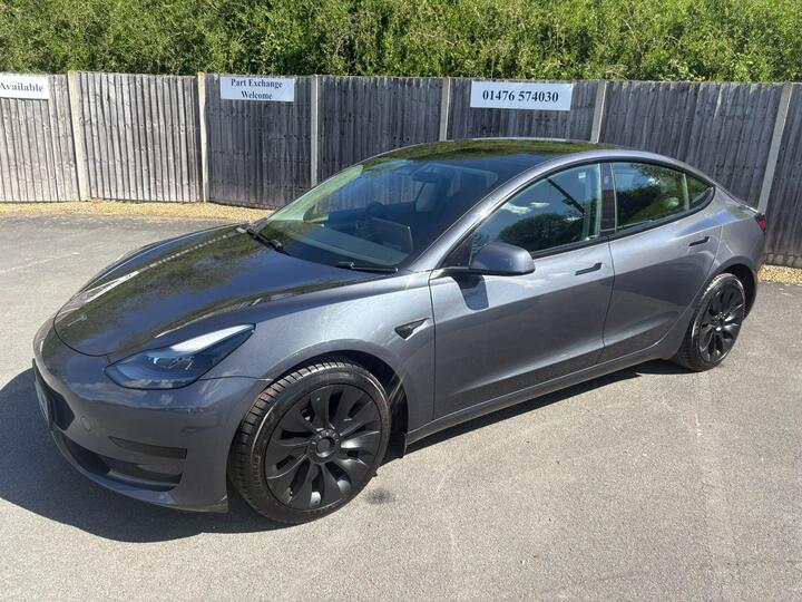 Tesla Model 3 Auto RWD 4dr