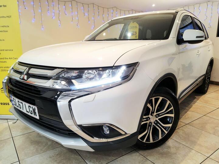Mitsubishi Outlander 2.2 DI-D 4 4WD Euro 6 (s/s) 5dr