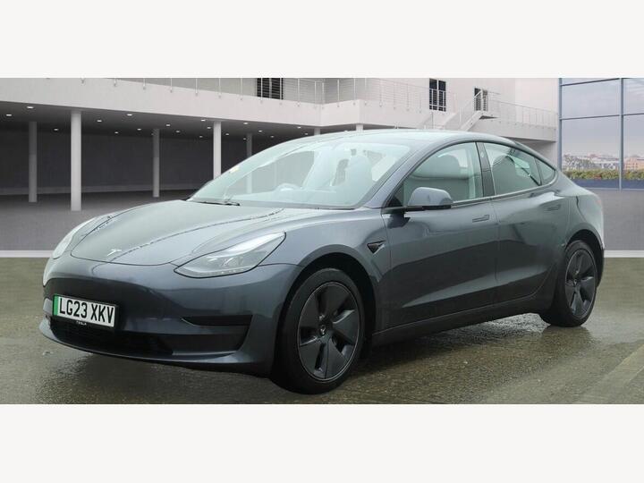 Tesla Model 3 Auto RWD 4dr