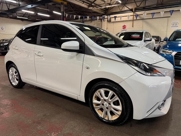 Toyota AYGO 1.0 VVT-i X-pure Euro 6 5dr
