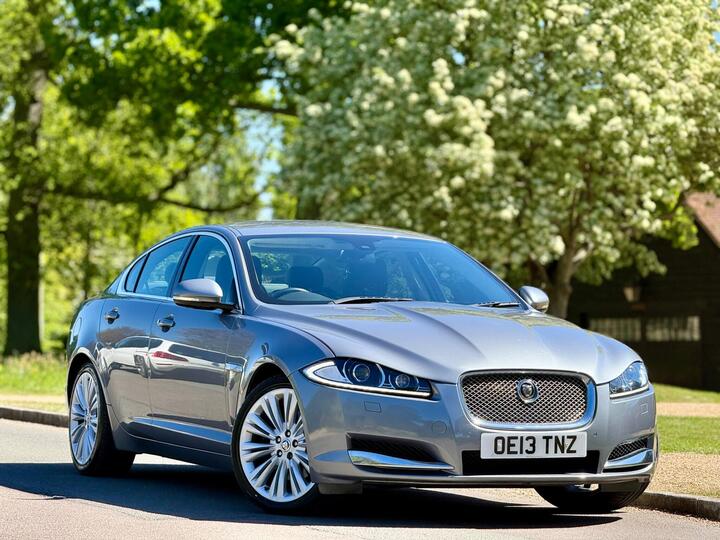 Jaguar XF 3.0d V6 Portfolio Auto Euro 5 (s/s) 4dr