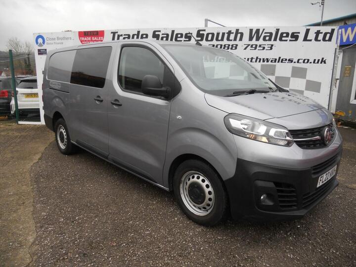 Vauxhall Vivaro 3100 2.0d 145PS Dynamic H1 D/Cab Vauxhall Vivaro 3100 2.0d 145PS Dynamic H1 D/Cab