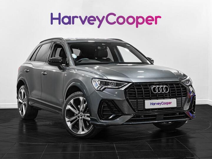 Audi Q3 1.4 TFSIe 45 Black Edition S Tronic Euro 6 (s/s) 5dr 13kWh