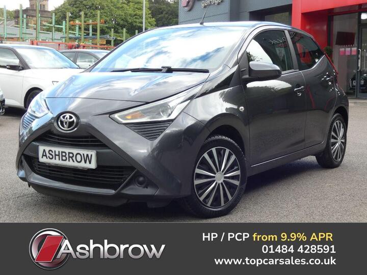 Toyota AYGO 1.0 VVT-i X-play Euro 6 (s/s) 5dr