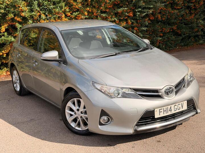 Toyota Auris 1.4 D-4D Icon Euro 5 (s/s) 5dr
