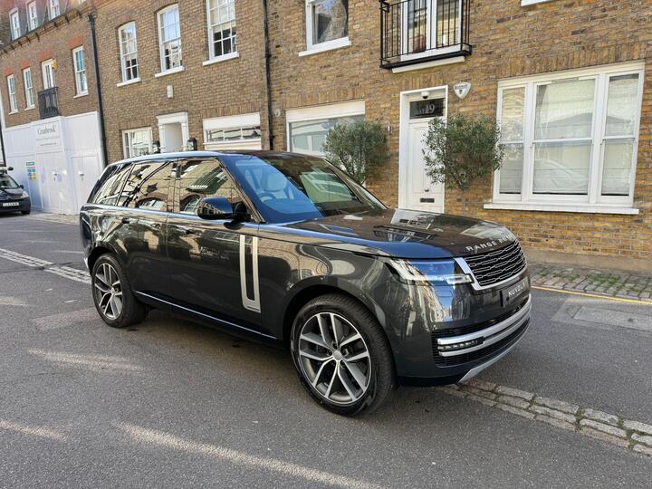 Land Rover Range Rover 3.0 P550e 38.2kWh Autobiography Auto 4WD Euro 6 (s/s) 5dr Land Rover Range Rover 3.0 P550e 38.2kWh Autobiography Auto 4WD Euro 6 (s/s) 5dr