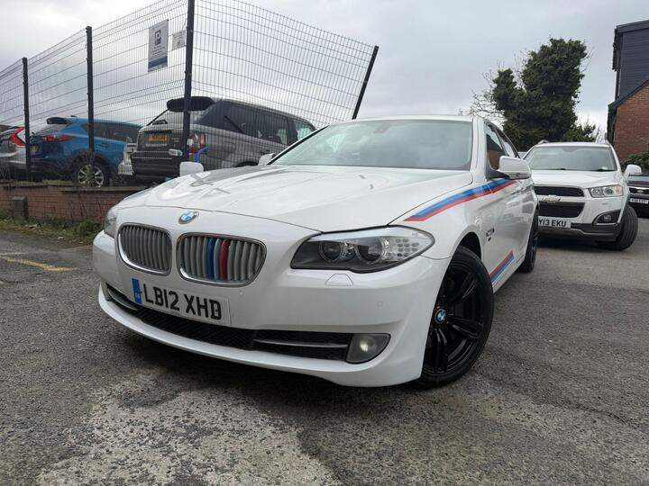 BMW 5 Series 3.0 535i ActiveHybrid 5 Auto Euro 5 (s/s) 4dr BMW 5 Series 3.0 535i ActiveHybrid 5 Auto Euro 5 (s/s) 4dr