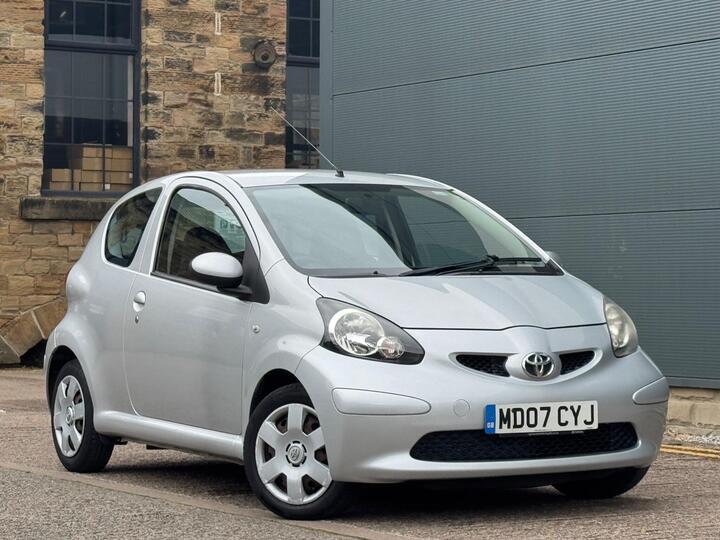 Toyota AYGO 1.0 VVT-i + MultiMode Euro 4 3dr
