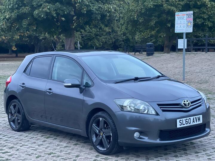 Toyota Auris 1.6 V-Matic SR Euro 5 5dr
