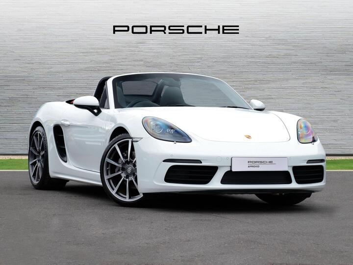 Porsche 718 Boxster 2.0T Euro 6 (s/s) 2dr Porsche 718 Boxster 2.0T Euro 6 (s/s) 2dr