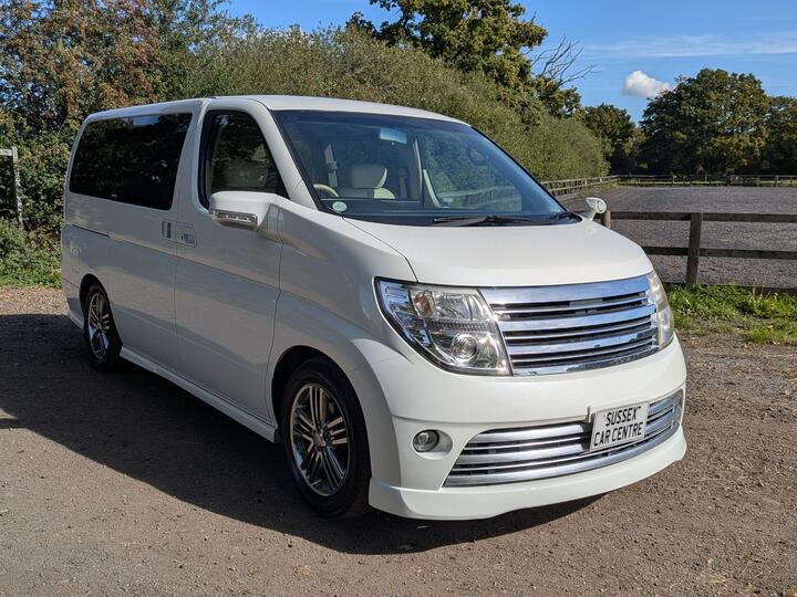 Nissan Elgrand 3.5litre Rider Full Leather 30000 Miles Nissan Elgrand 3.5litre Rider Full Leather 30000 Miles