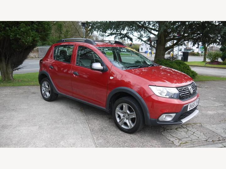 Dacia Sandero Stepway 0.9 TCe Essential Euro 6 (s/s) 5dr