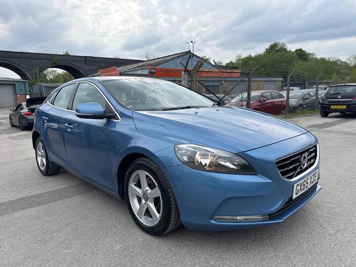 Volvo V40 2.0 D2 SE Euro 6 (s/s) 5dr