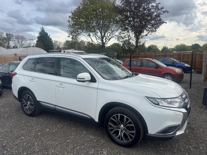 Mitsubishi Outlander 2.2 DI-D 4 Auto 4WD Euro 6 5dr