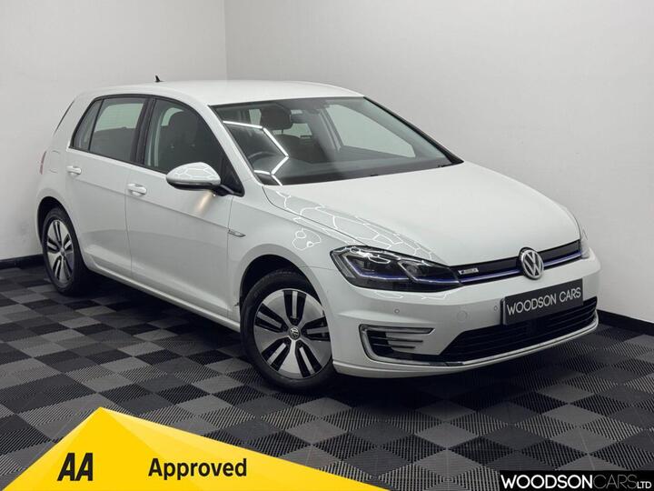 Volkswagen E-GOLF 35.8kWh E-Golf Auto 5dr Volkswagen E-GOLF 35.8kWh E-Golf Auto 5dr