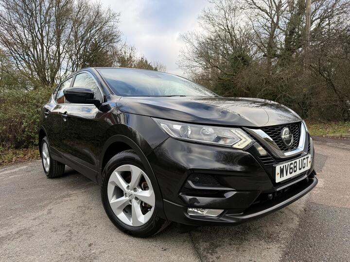 Nissan Qashqai 1.3 DIG-T Acenta Premium Euro 6 (s/s) 5dr