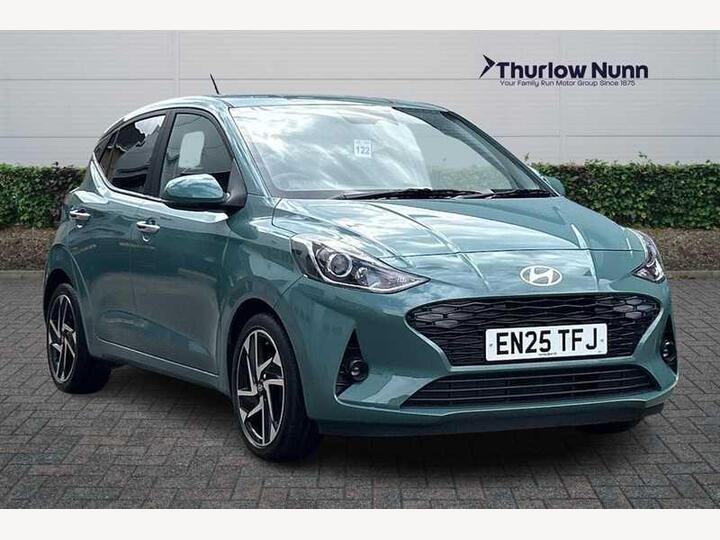 Hyundai I10 1.2 Premium Auto Euro 6 (s/s) 5dr Hyundai I10 1.2 Premium Auto Euro 6 (s/s) 5dr