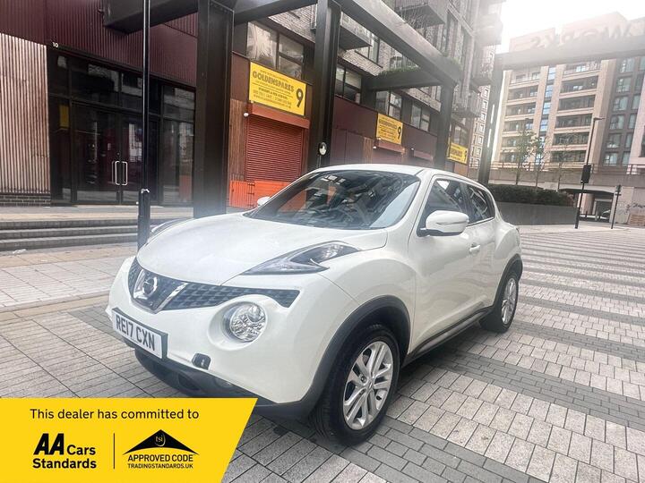 Nissan Juke 1.6 N-Connecta XTRON Euro 6 5dr