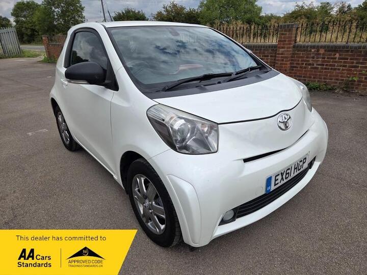 Toyota IQ 1.0 VVT-i 2 Euro 5 3dr