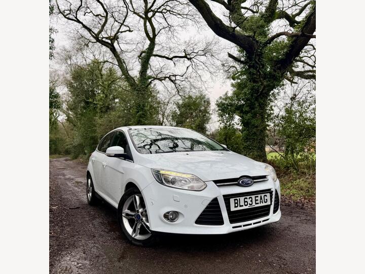 Ford Focus 1.0T EcoBoost Titanium X Euro 5 (s/s) 5dr