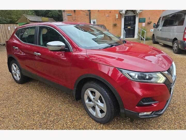Nissan Qashqai 1.2 DIG-T Acenta XTRON Euro 6 (s/s) 5dr