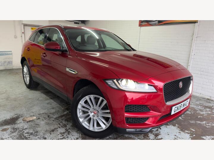 Jaguar F-PACE 2.0 D180 Portfolio Auto AWD Euro 6 (s/s) 5dr Jaguar F-PACE 2.0 D180 Portfolio Auto AWD Euro 6 (s/s) 5dr