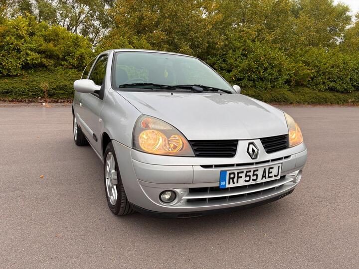 Renault Clio 1.2 16v Extreme 4 3dr