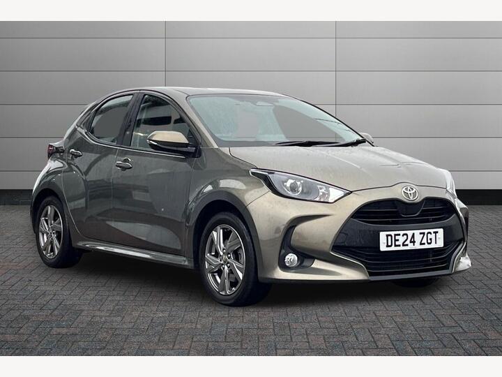 Toyota Yaris 1.5 VVT-h Icon E-CVT Euro 6 (s/s) 5dr