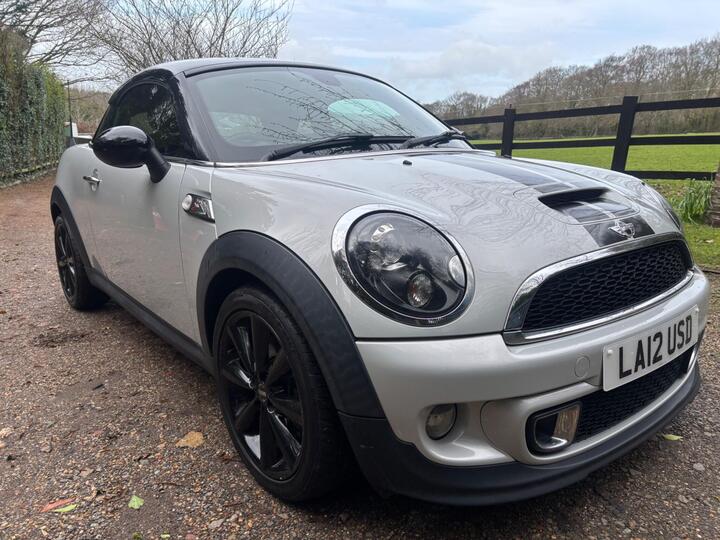 MINI Coupe 1.6 Cooper S Euro 5 (s/s) 2dr