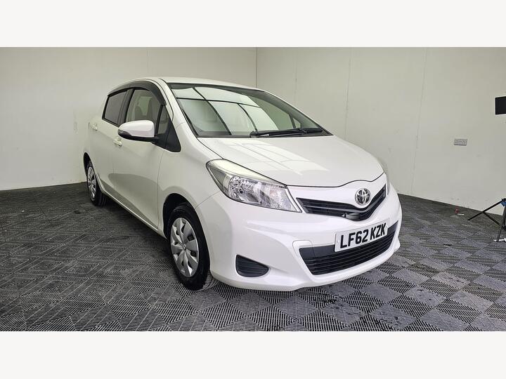 Toyota Yaris Petrol /Auto/Warranty/Ulez/Camera