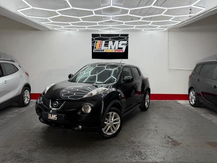 Nissan Juke 1.6 Acenta Premium Euro 5 (s/s) 5dr Nissan Juke 1.6 Acenta Premium Euro 5 (s/s) 5dr