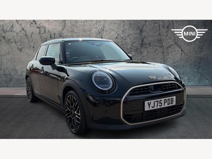 MINI Cooper 1.5C Exclusive Steptronic Euro 6 (s/s) 5dr