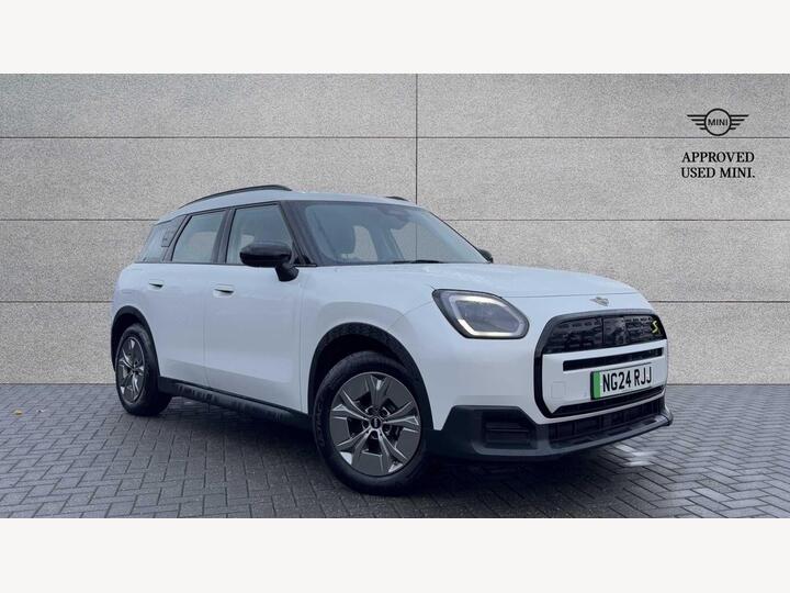MINI Countryman SE 66.5kWh Classic Auto ALL4 5dr