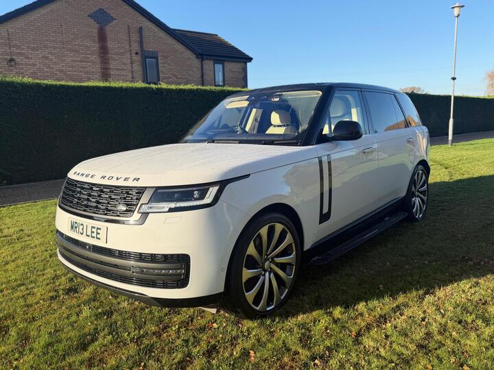 Land Rover Range Rover 4.4 P530 V8 Autobiography Auto 4WD Euro 6 (s/s) 5dr (LWB, 7Seat)