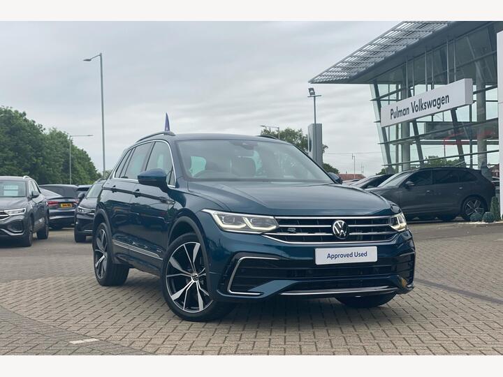 Volkswagen Tiguan 1.5 TSI R-Line DSG Euro 6 (s/s) 5dr Volkswagen Tiguan 1.5 TSI R-Line DSG Euro 6 (s/s) 5dr