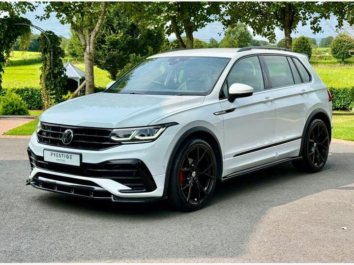 Volkswagen TIGUAN 2.0 TDI R-Line DSG 4Motion Euro 6 (s/s) 5dr