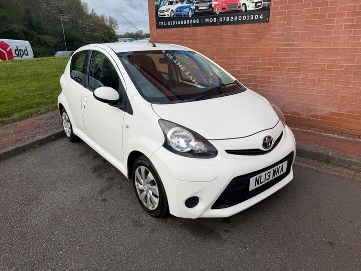 Toyota AYGO 1.0 VVT-i Ice Euro 5 5dr