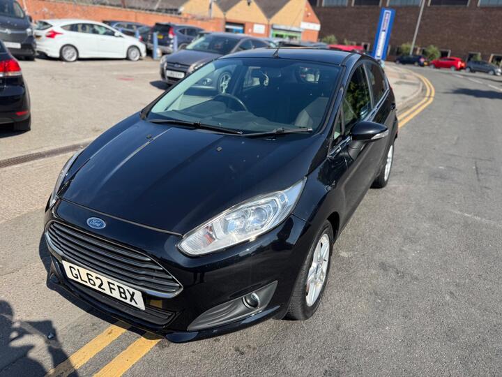 Ford Fiesta 1.6 Zetec Powershift Euro 5 5dr