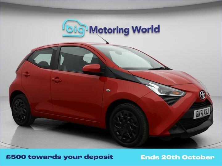 Toyota AYGO 1.0 VVT-i X-play X-shift Euro 6 5dr (Safety Sense)