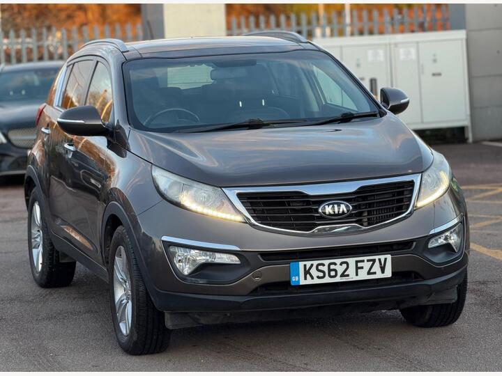 Kia Sportage 1.7 CRDi EcoDynamics 2 2WD Euro 5 (s/s) 5dr Kia Sportage 1.7 CRDi EcoDynamics 2 2WD Euro 5 (s/s) 5dr