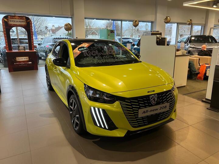 Peugeot E-208 51kWh GT Premium Auto 5dr (7.4kW Charger)